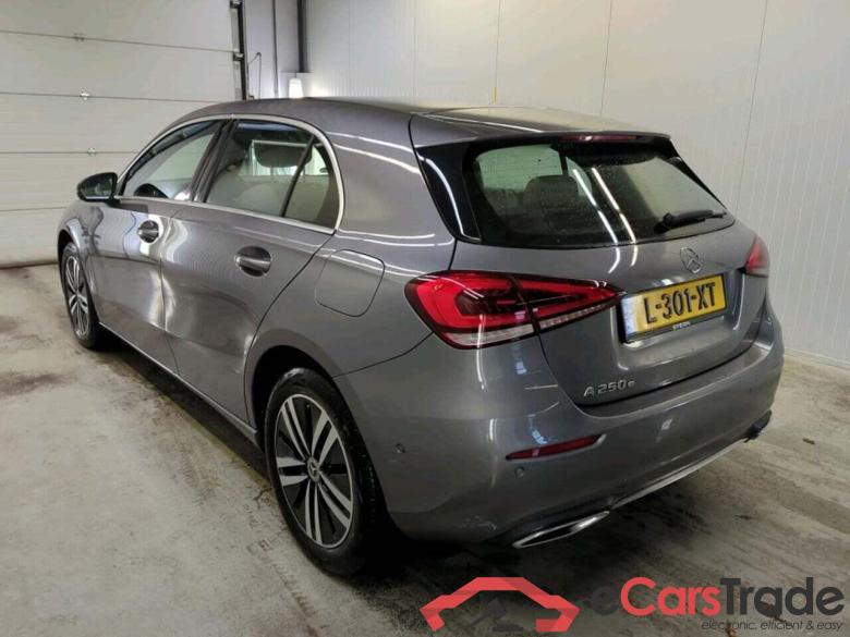 MERCEDES-BENZ A-klasse 250 e Bns Sol Luxury #6