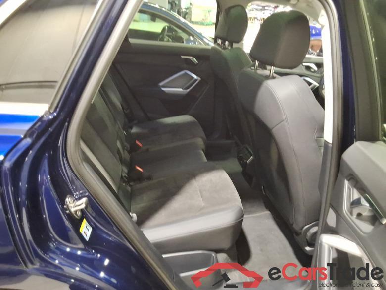 AUDI Q3 1.4 45 TFSI E S TRONIC S LINE #5