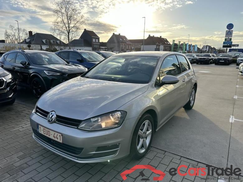 VOLKSWAGEN Golf VII Golf  Highline 1.6 TDI BlueMotion Technology 77 kW (105 pk) 5 versnellingen manueel