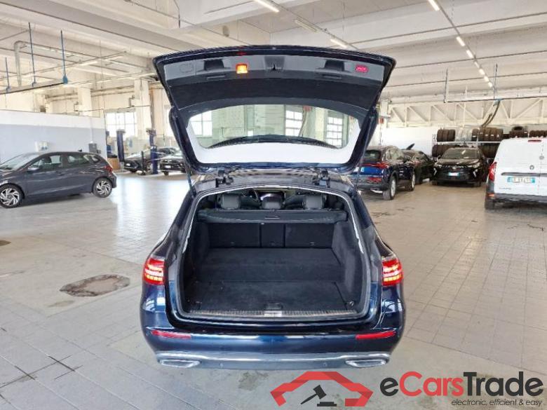 MERCEDES-BENZ CLASSE E / 2020 / 5P / STATION WAGON E300 E PLUG IN HYBRID BUS SPORT #6
