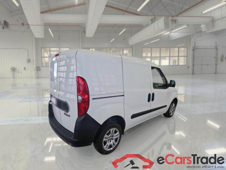 FIAT DOBLÒ CARGO / 2014 / 4P / VETT. FURGONATA CH1 LOUNGE 1.6 MJET 105CV E6D SeS #2