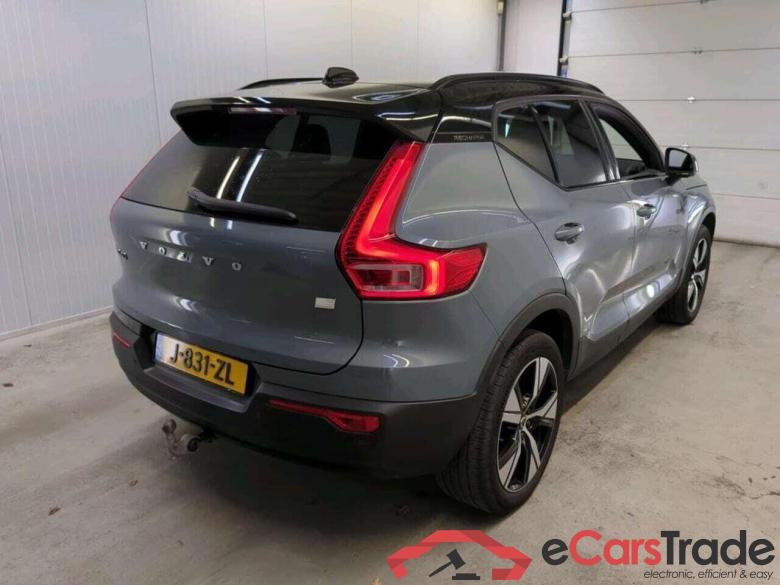 VOLVO XC40 Recharge P8 AWD RDes #2