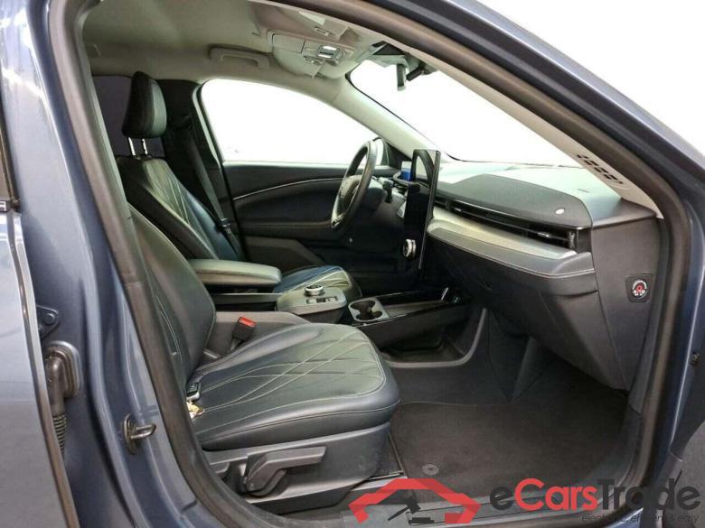 FORD Mustang Mach-E RWD 75 kWh #6