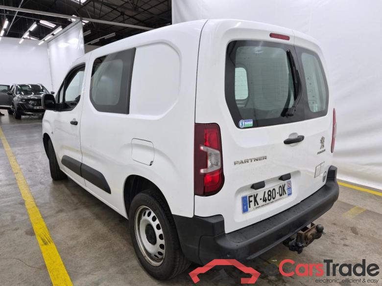 PEUGEOT Partner / 2018 / 4P / Fourgonnette BHDI 100 S&S STANDARD 1000KG PREMIUM #2