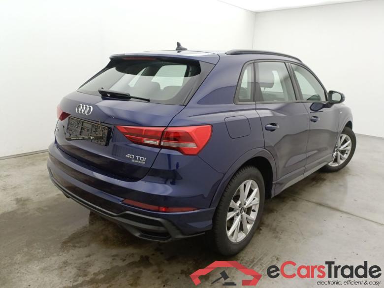 AUDI Q3 DIESEL - 2020 40 TDi 200 Quattro S line S tronic 5d #2