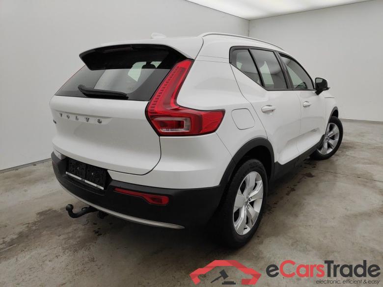 Volvo XC40 T2 Geartronic Momentum Pro 5d #2