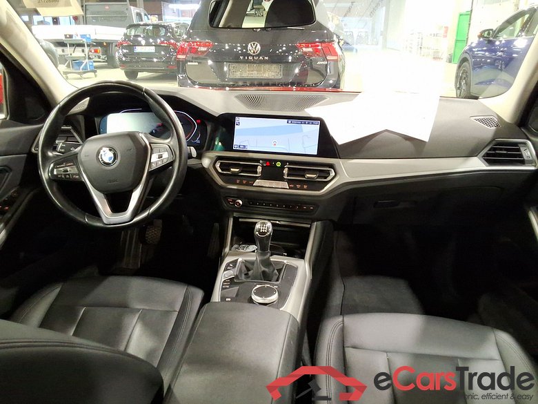 BMW 318d LED-Xenon LC-Pro Navi Leather KeylessGo Camera Klima PDC ... #5