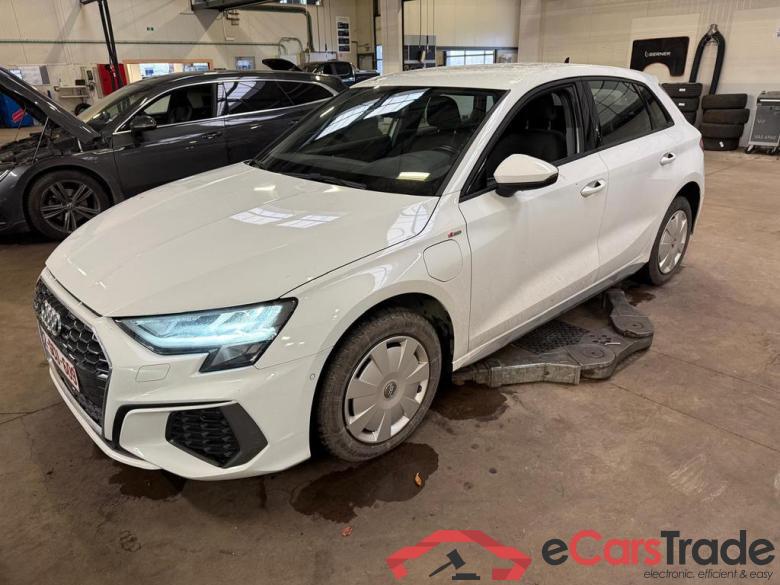 AUDI A3 Sportback Sportback 40 TFSI e PHEV S line S tronic (150 kW) #2