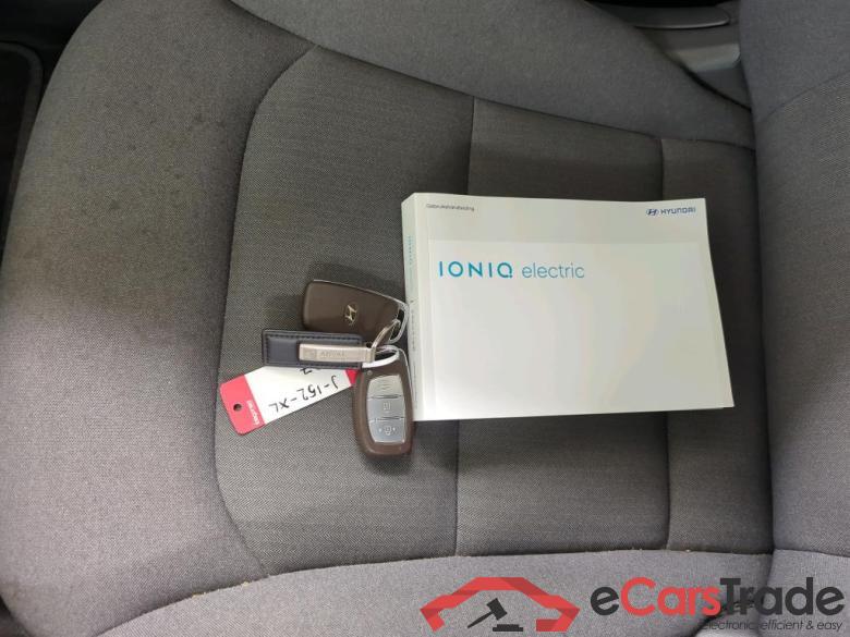 Hyundai IONIQ EV Comfort 5d #4