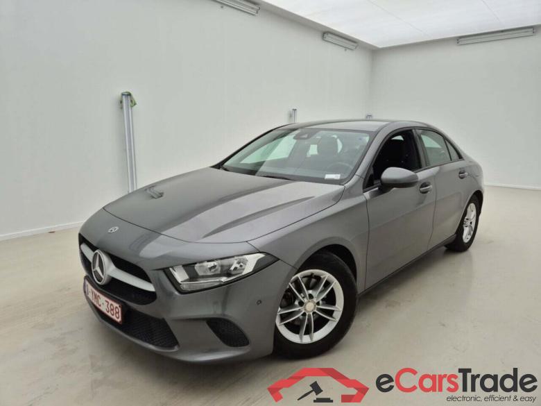 MERCEDES-BENZ A-KLASSE SEDAN 180D BUSINESS SOLUTION DCT #1