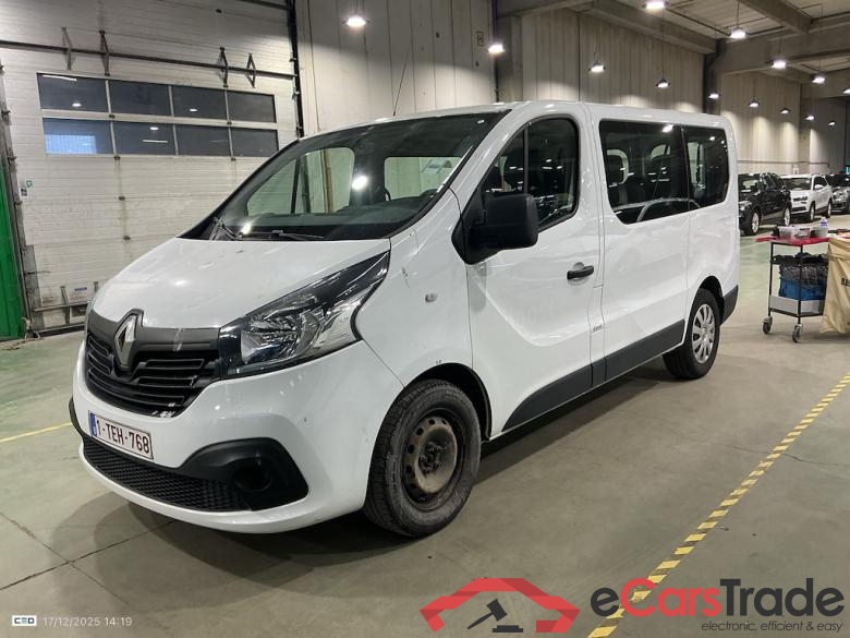 RENAULT TRAFIC PASSENGER DIESEL - 2014 1.6 dCi Grand Confort