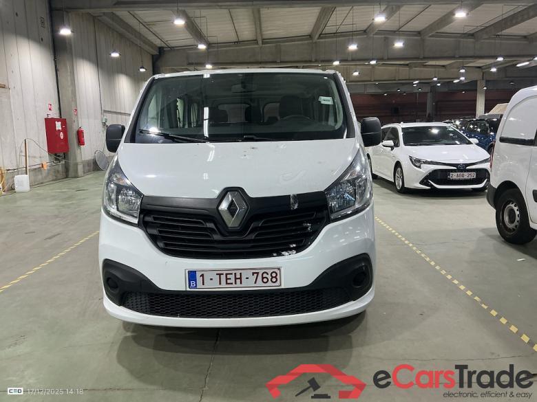 RENAULT TRAFIC PASSENGER DIESEL - 2014 1.6 dCi Grand Confort #2