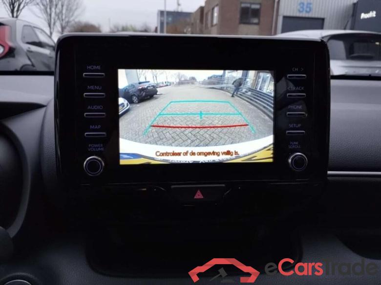 TOYOTA YARIS 1.5 Hybrid Dynamic #6