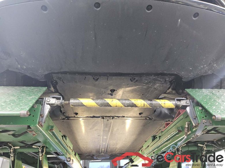 Tesla Model Y (01.2021->), Dual, Maximale Reichweite Dual AWD, 2021 - 2025 #5