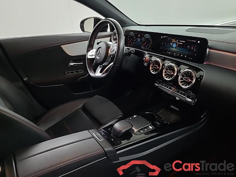 MERCEDES-BENZ CLA Shooting Brake CLA 200 DCT AMG Line 5D 120kW #6