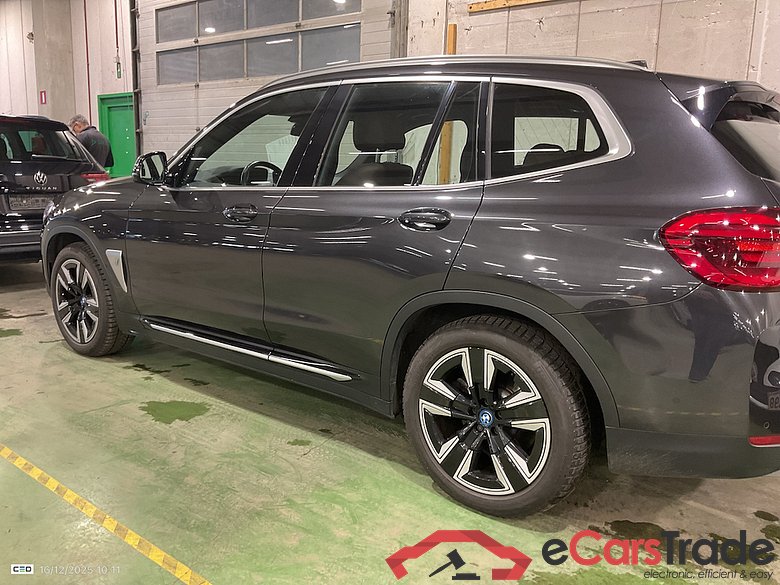 BMW IX3 80KWH AUTO #3