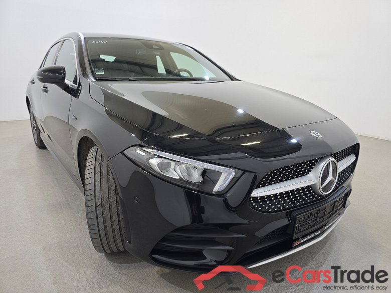 Mercedes A 250e Plug-In Hybrid AMG Aut. LED-Xenon Widescreen Navi 1/2 Sport-Leather-Alcantara KeylessGo Camera Klima PDC ... #3