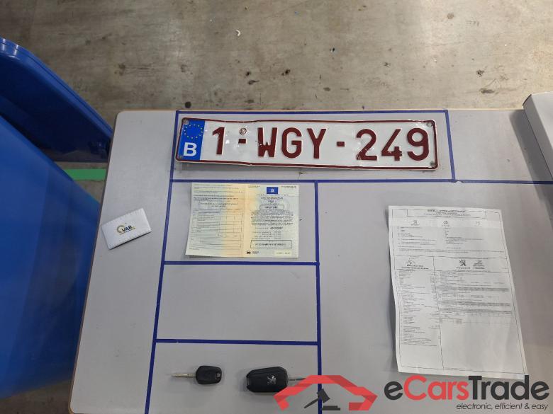 Peugeot, 2008 FL'16, Peugeot 2008 1.2 Puretech 61kW S&S Active 5d #5