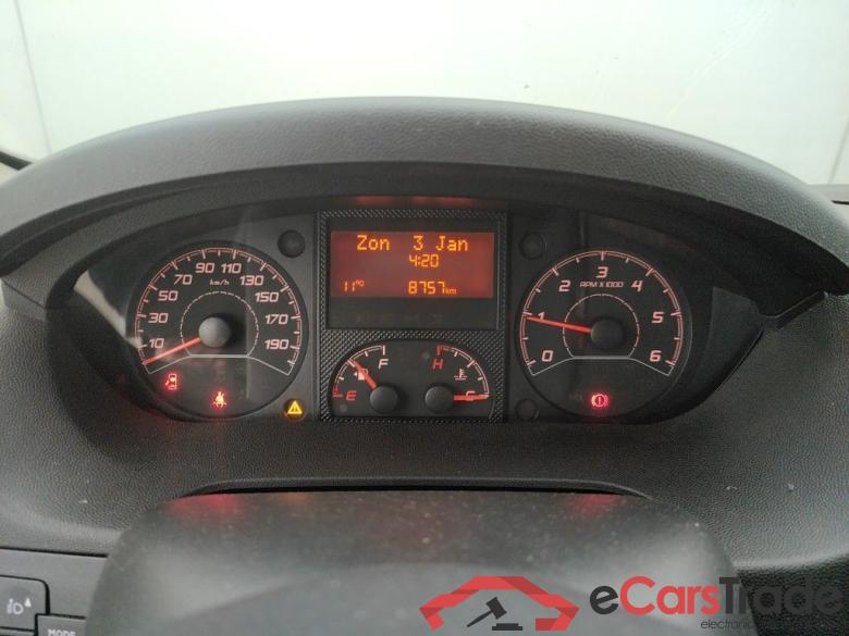 Peugeot Boxer 2.0 BlueHDi S&S 110 Pro 328 L1H1 4d #6