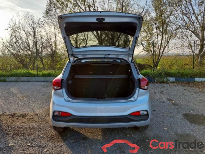 HYUNDAI I20 / 2018 / 5P / BERLINA 1.2 MPI 75CV CONNECTLINE #5