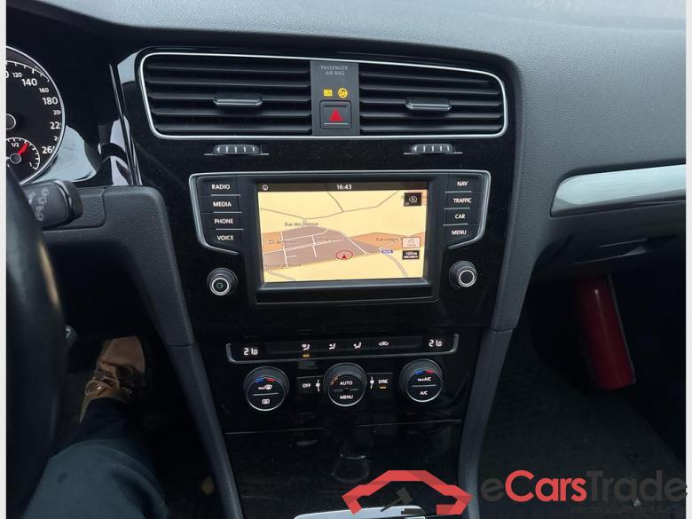 VOLKSWAGEN Golf VII Golf Comfortline 1.4 TSI BlueMotion Technology 92 kW (125 ch) 6 vitesses manuel #4