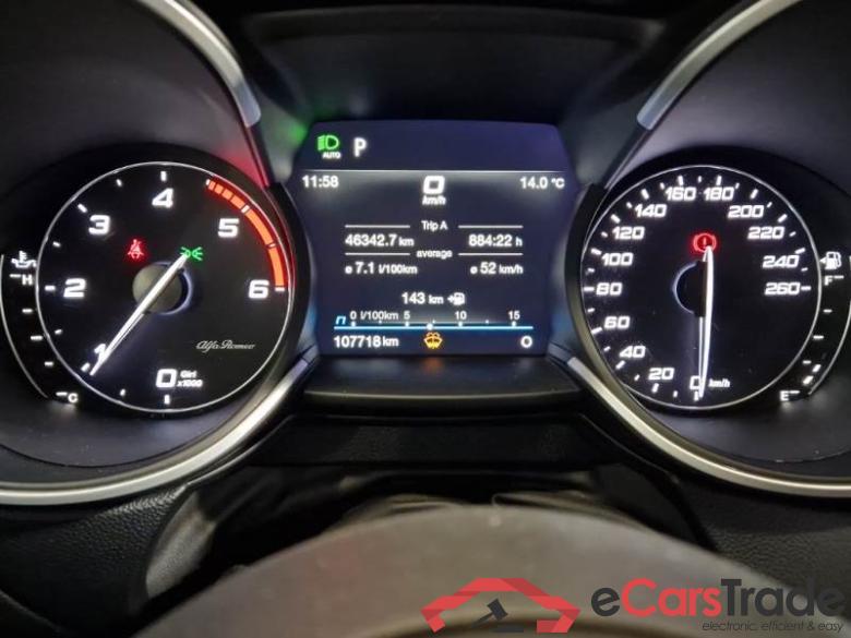 ALFA ROMEO STELVIO / 2017 / 5P / SUV 2.2 TURBO DIESEL 190CV SPRINT AT8 RWD #4