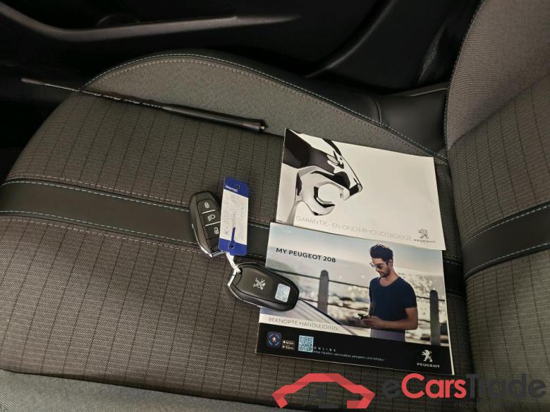 Peugeot e-208 Allure 50kWh 136 5d #4