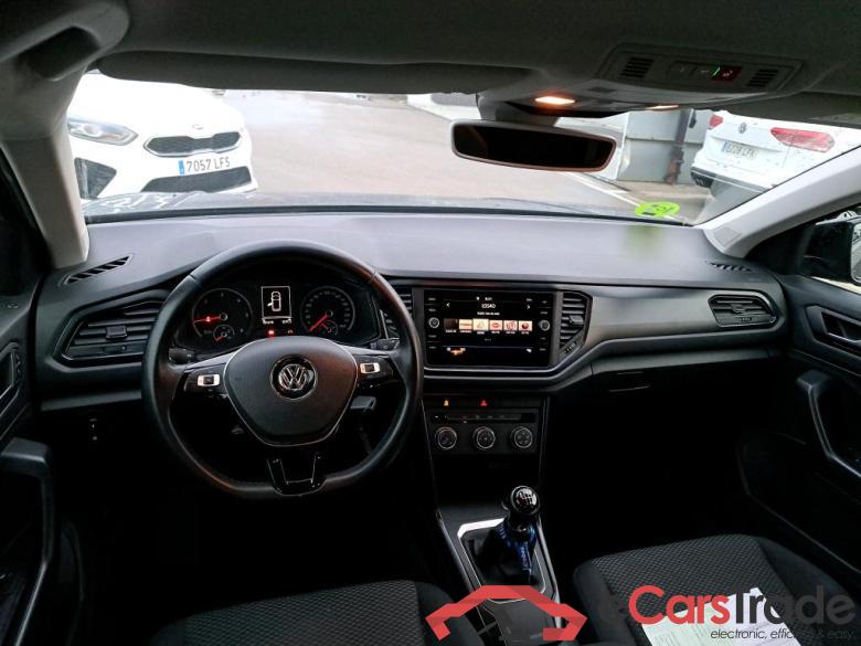 VOLKSWAGEN T-Roc / 2017 / 5P / todoterreno Edition 1.6 TDI 85kW (115CV) #3