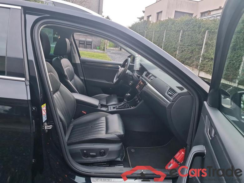 SKODA - SKO SUPERB COMBI TSI iV 218PK DSG6 Style Pack Corporate Plus & Premium & Safety & LED & Lane Assist & Towing Hook & Pano Roof    * HYBRID * #3