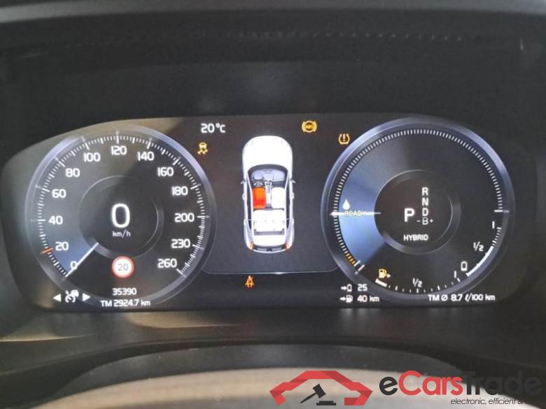 VOLVO XC40 / 2021 / 5P / SUV T4 RECHARGE PLUG-IN AUTO PLUS DARK #4