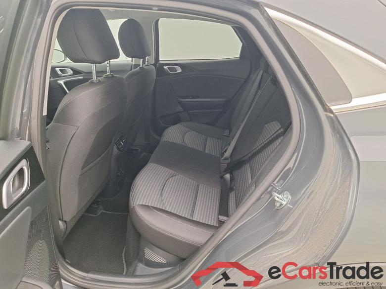 Kia, XCeed FL'22 PHEV, KIA XCeed 1.6 GDi PHEV DCT Business Line 5d #4