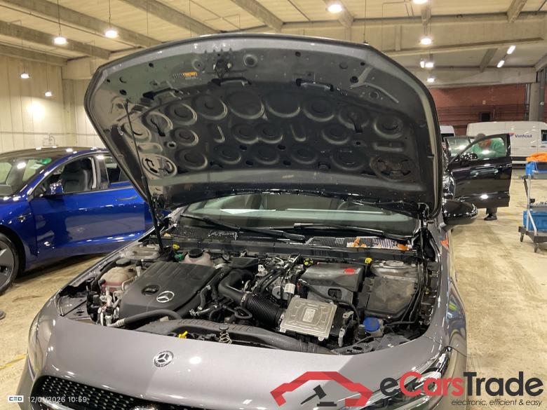 MERCEDES-BENZ A-Klasse 1.3 A 250 E BUSINESS SOLUTION DCT #6