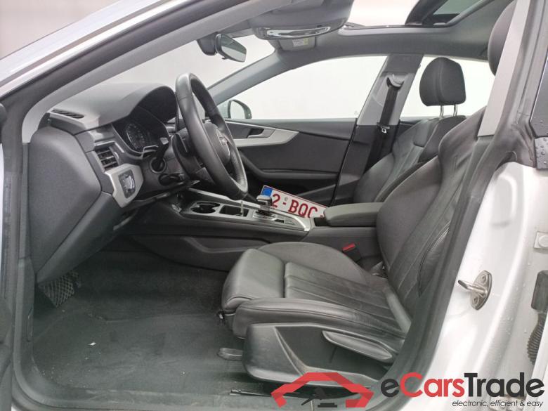 Audi A5 Sportback 30 TDI S tronic Bus. Ed. Attraction 5d #3