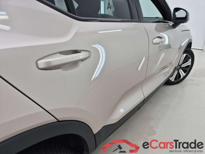 VOLVO XC40 RECHARGE CORE #4