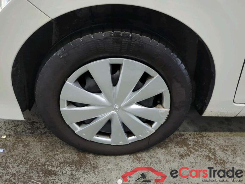 TOYOTA Aygo 1.0 VVT-i x-fun #6