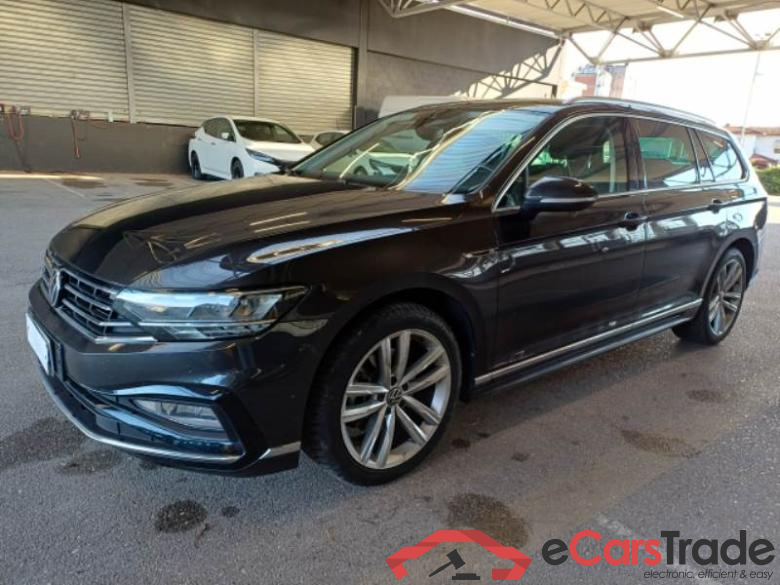VOLKSWAGEN PASSAT / 2019 / 5P / STATION WAGON VAR. 2.0TDI SCR EVO 110KW BUSINESS DSG