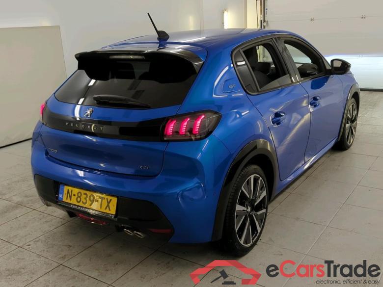 Peugeot 208 GT 1.2 PureTech 130 EAT8 5d #2
