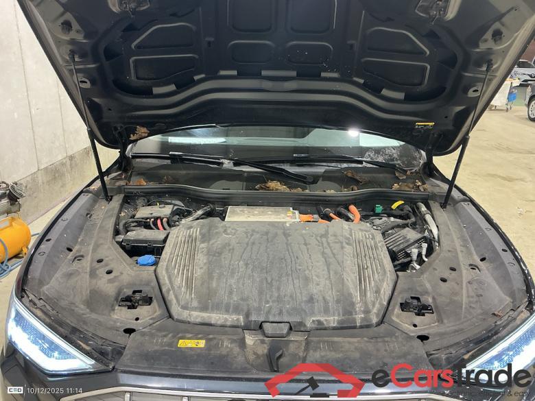 AUDI E-TRON 71 kWh 50 Quattro #6