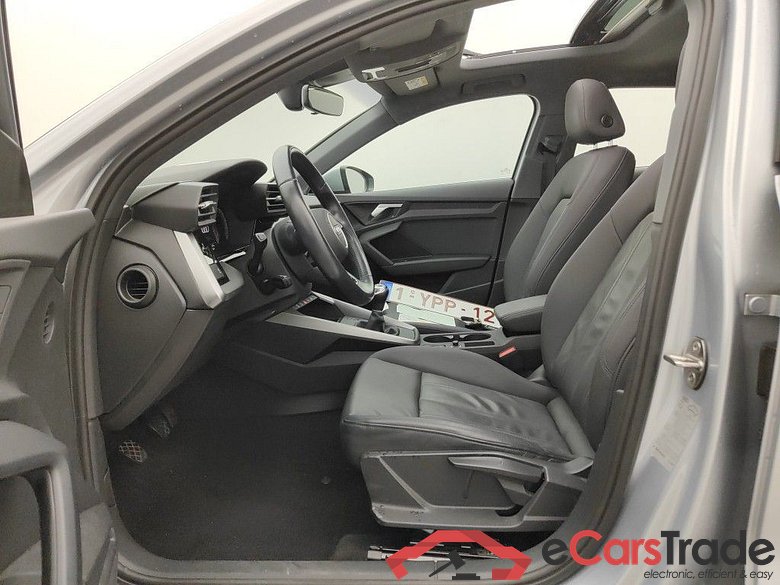 Audi A3 Sportback 2.0 30 TDi 85kW 5d #3