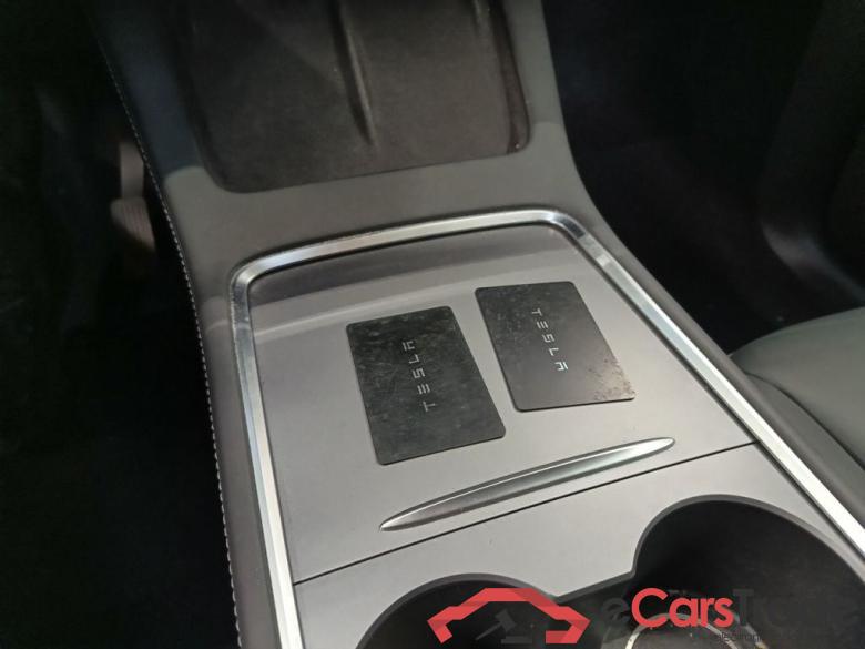 TESLA MODEL Y 72.5 kWh Dual Motor Long Range (324 kW) 5d #4