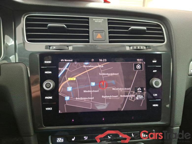 VOLKSWAGEN e-Golf 100 kW #3