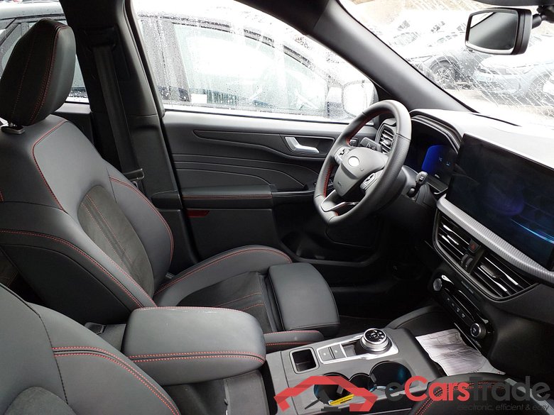 FORD Kuga 2.5 243CV Automático    ST-LINE X #3