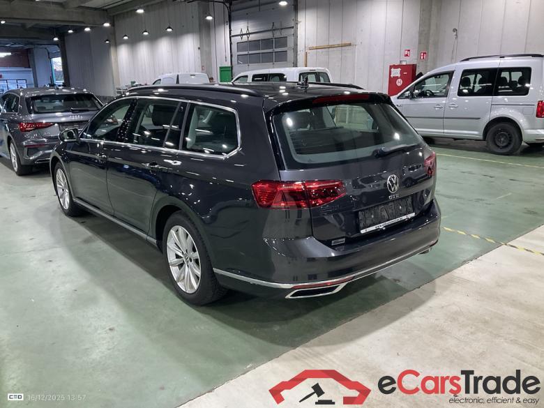VOLKSWAGEN PASSAT VARIANT 1.4 TSI MSQ VARIANT GTE BUSINESS #3