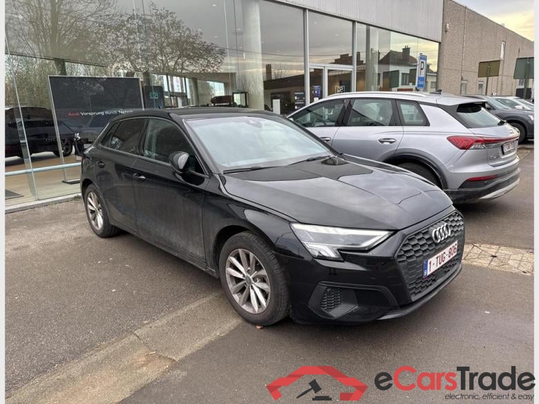 AUDI A3 Sportback Audi A3 Sportback Attraction 30 TFSI  81(110) kW(ch) 6 vitesses