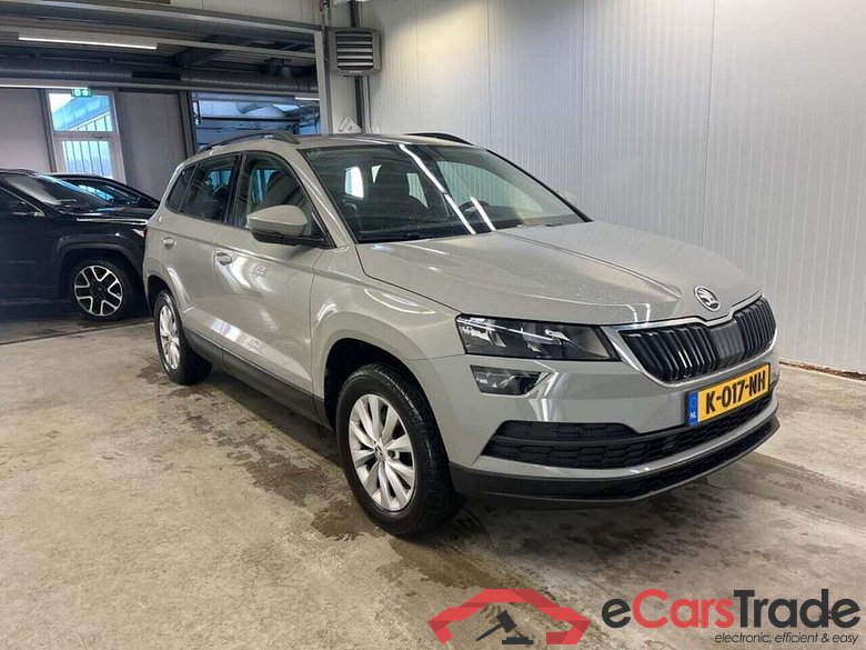 SKODA Karoq 1.5 TSI ACT Bus. Ed. #5