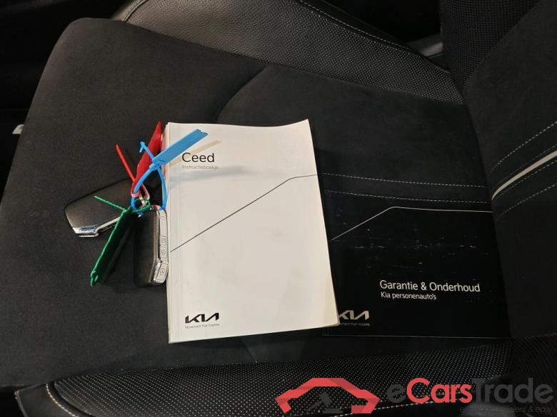 Kia Ceed Sportswagon 1.5 T-GDi MHEV DCT GT-Line Business Ed 5d #4