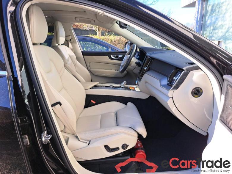 VOLVO - VOL XC60 T6 PHEV 350PK 4x4 R-Design Pack Business II & Lounge & Protection & Luxury Moritz Leather Seats  & Towing Hook * HYBRID * #3