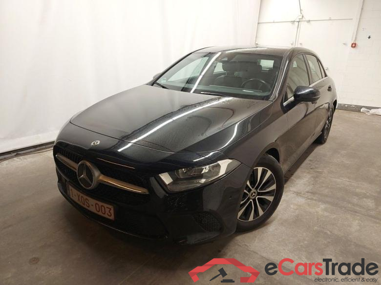 Mercedes-Benz A-Klasse A 180 d Business Solution Aut. 5d