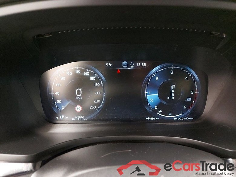 Volvo V60 D3 Geartronic R-Design 5d #6