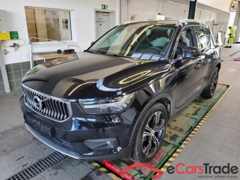 Volvo XC40 (2017->) DE - SUV5 B4 2WD EU6d, Inscription (EURO 6d), 2020 - 2022